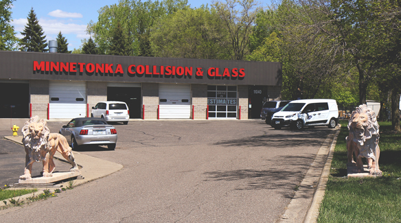 About Minnetonka Collision